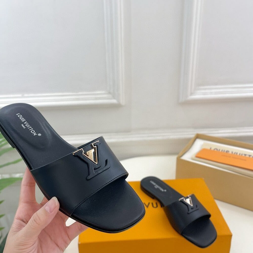 l**is V*t*n lv capri flat mule black